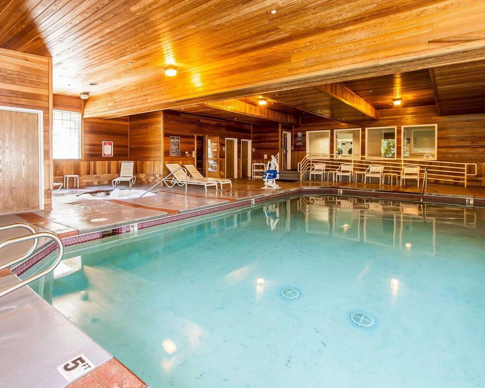 Comfort Hotel 3*